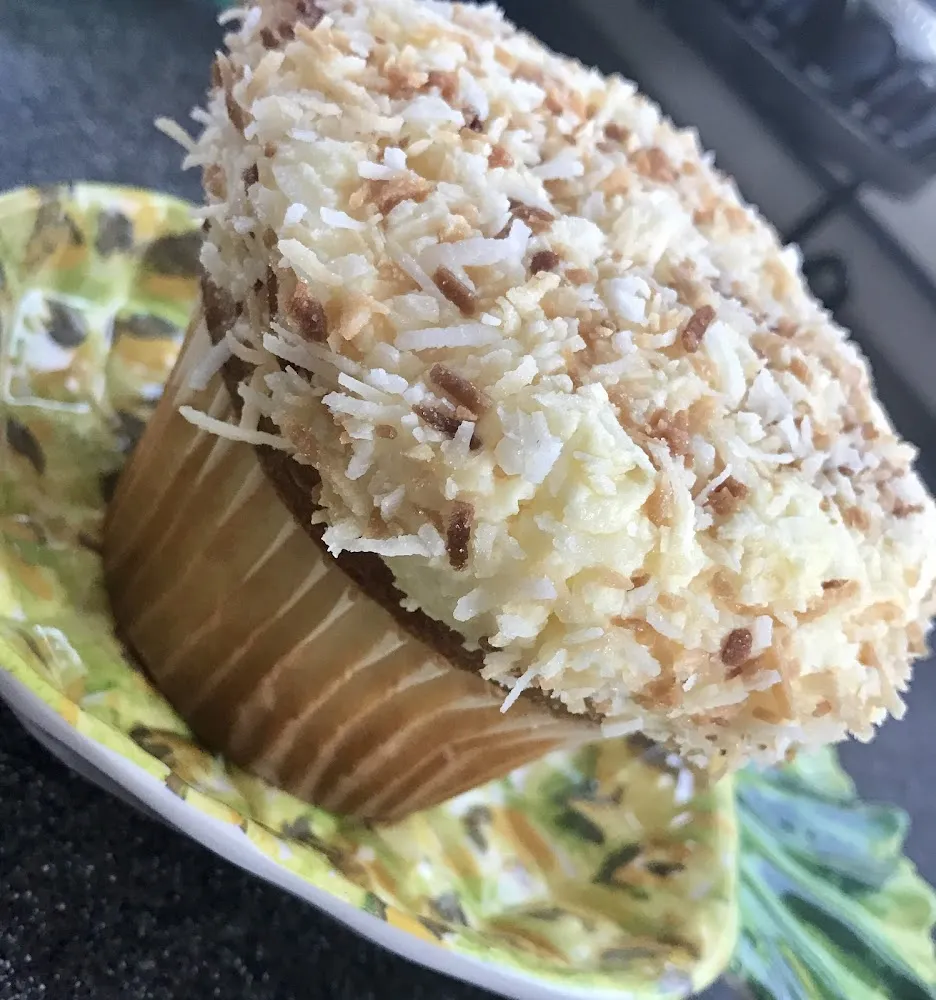 Coconut Creme Cupcakes